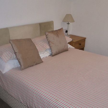Hazelgrove Guest House Blackpool Esterno foto